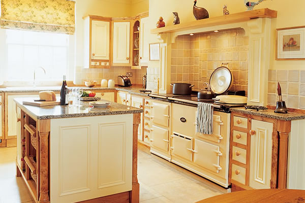 Traditional kitchens image