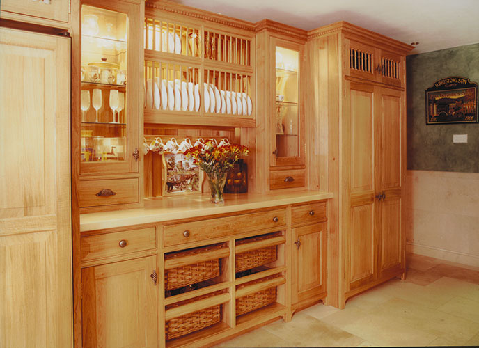 Bespoke kitchen storage units